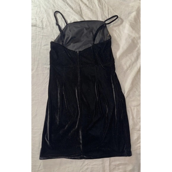 Women's Black Front Slit Bodycon Dress Size 7 Y2K Sequins Whimsygoth - Picture 6 of 8